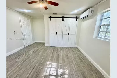 1360 NW 132nd St #Side, Miami, FL 33167 - Photo 7