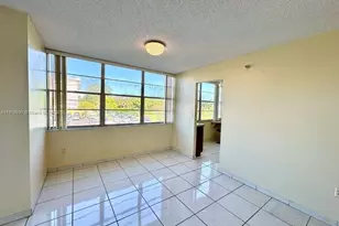1200 St Charles Pl, Pembroke Pines, FL 33026 - Photo 9