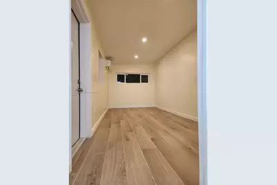 [Address not provided], North Miami Beach, FL 33162 - Photo 5