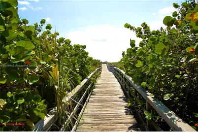 201 Galen Dr #215W, Key Biscayne, FL 33149 - Photo 15