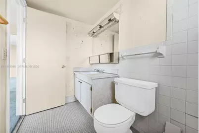 1830 Dixieanna St #506, Hollywood, FL 33020 - Photo 31