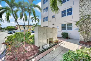 1830 Dixieanna St, Hollywood, FL 33020 - Photo 3