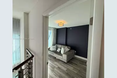41 SE 5th St #708, Miami, FL 33131 - Photo 19