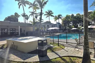 7925 SW 104th St, Miami, FL 33156 - Photo 5