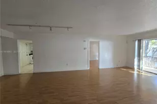 7925 SW 104th St, Miami, FL 33156 - Photo 15