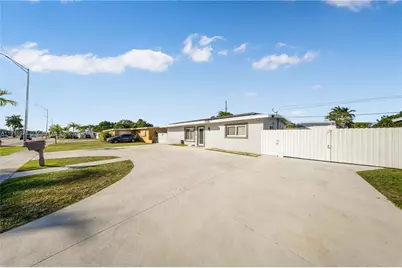 14465 SW 288th St, Homestead, FL 33033 - Photo 3