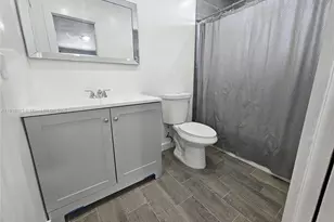 1371 NE 144th St, Miami, FL 33161 - Photo 7