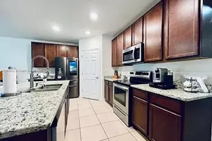 3670 47th Ave NE, Naples, FL 34120 - Photo 7