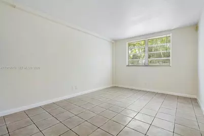 1715 N 16th Ave #215, Hollywood, FL 33020 - Photo 7