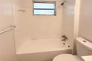 699 NE 86th St, Miami, FL 33138 - Photo 5