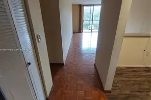 16851 NE 23rd Ave, North Miami Beach, FL 33160 - Photo 15