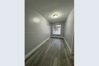 6840 Pembroke Rd #202, Pembroke Pines, FL 33023 - Photo 5