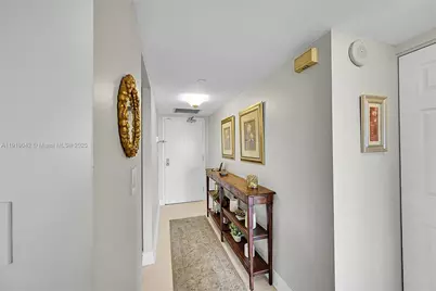 3200 N Port Royale Dr N #1009, Fort Lauderdale, FL 33308 - Photo 41