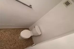 2500 Parkview Dr, Hallandale Beach, FL 33009 - Photo 15