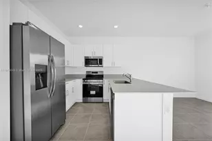 1400 SE 6th Rd, Homestead, FL 33034 - Photo 7