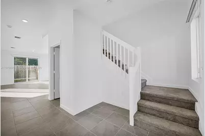 1400 SE 6th Rd, Homestead, FL 33034 - Photo 13