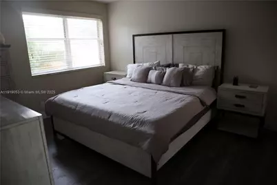 9828 NW 2nd St, Plantation, FL 33324 - Photo 35