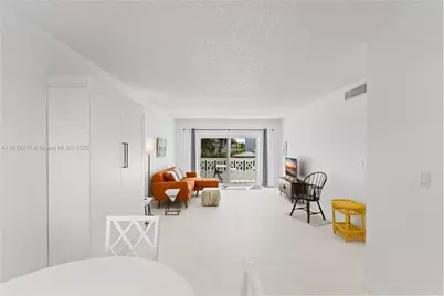 3209 S Ocean Dr #2M, Hallandale Beach, FL 33009 - Photo 9