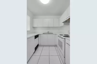 8045 NW 7th St #2301, Miami, FL 33126 - Photo 11