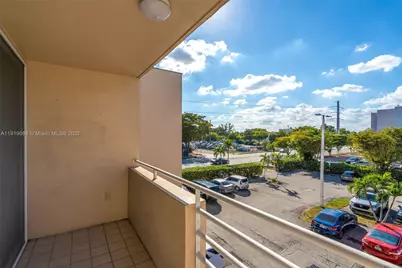 8045 NW 7th St #2301, Miami, FL 33126 - Photo 23
