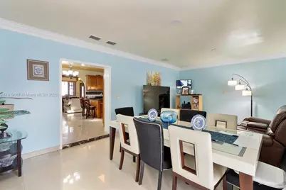 348 NE 118th St, Miami, FL 33161 - Photo 13