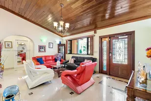 348 NE 118th St, Miami, FL 33161 - Photo 5