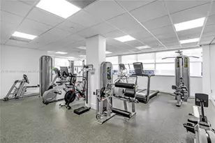 1420 Brickell Bay Dr, Miami, FL 33131 - Photo 27