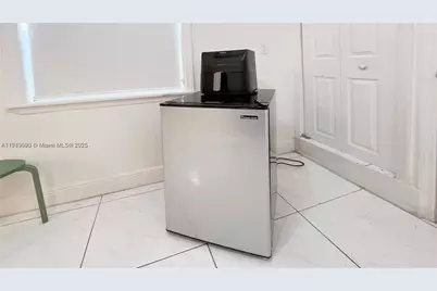 1950 SW 5th St #2, Miami, FL 33135 - Photo 11