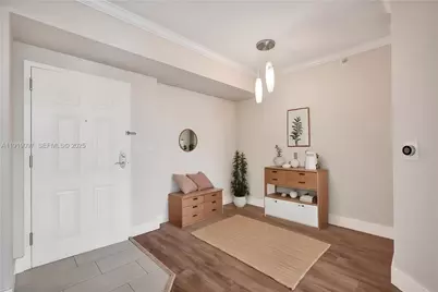 2000 N Bayshore Dr #605, Miami, FL 33137 - Photo 3