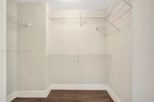 2000 N Bayshore Dr, Miami, FL 33137 - Photo 19
