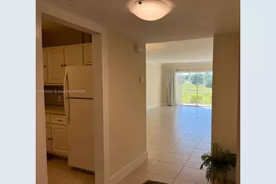 2950 N Palm Aire Dr #105, Pompano Beach, FL 33069 - Photo 7