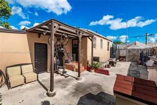 4118 E 10th Ct, Hialeah, FL 33013 - Photo 13