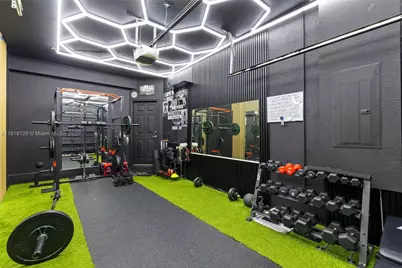 8780 NW 116th Path, Doral, FL 33178 - Photo 15