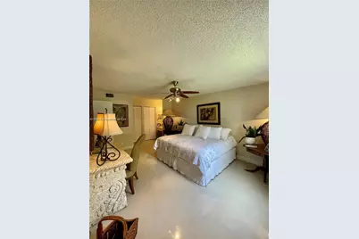 8592 W Sunrise Blvd #111, Plantation, FL 33322 - Photo 11