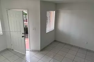 631 NW 82nd Ave, Miami, FL 33126 - Photo 3