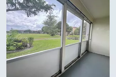 300 SW 134th Way #107E, Pembroke Pines, FL 33027 - Photo 11