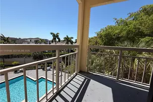 8290 Lake Dr, Doral, FL 33166 - Photo 13