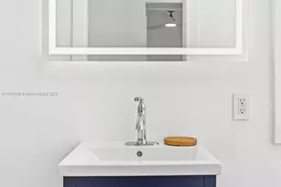 2001 SW 23rd Ave, Fort Lauderdale, FL 33312 - Photo 81