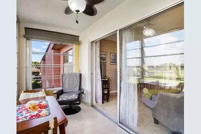 9401 Sunrise Lakes Blvd #302, Sunrise, FL 33322 - Photo 9