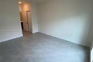 8201 NW 41st St, Doral, FL 33166 - Photo 17