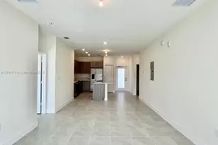 8201 NW 41st St, Doral, FL 33166 - Photo 7