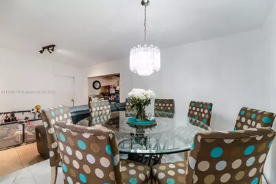 2840 NW 4th St, Miami, FL 33125 - Photo 5