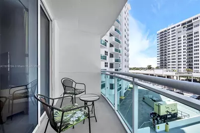 3001 S Ocean Dr #403, Hollywood, FL 33019 - Photo 17