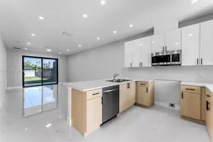 12381 SW 220th St, Miami, FL 33170 - Photo 3