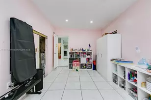 17860 NE 9th Pl, North Miami Beach, FL 33162 - Photo 39