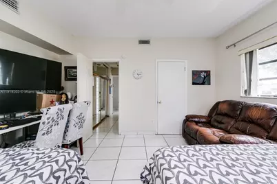 17860 NE 9th Pl, North Miami Beach, FL 33162 - Photo 17