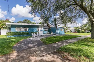 17860 NE 9th Pl, North Miami Beach, FL 33162 - Photo 5