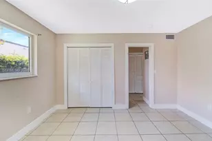 592 NE 150th St, Miami, FL 33161 - Photo 17