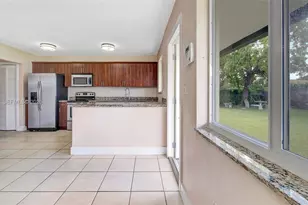 592 NE 150th St, Miami, FL 33161 - Photo 1