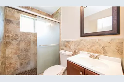 592 NE 150th St #3, Miami, FL 33161 - Photo 13